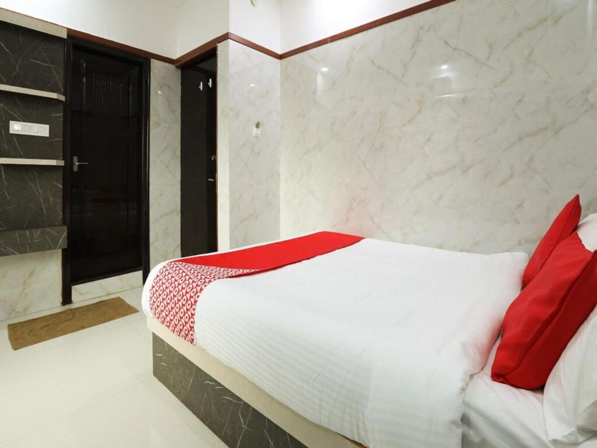 STAYMAKER Guru Comforts Belur Belur  Luaran gambar
